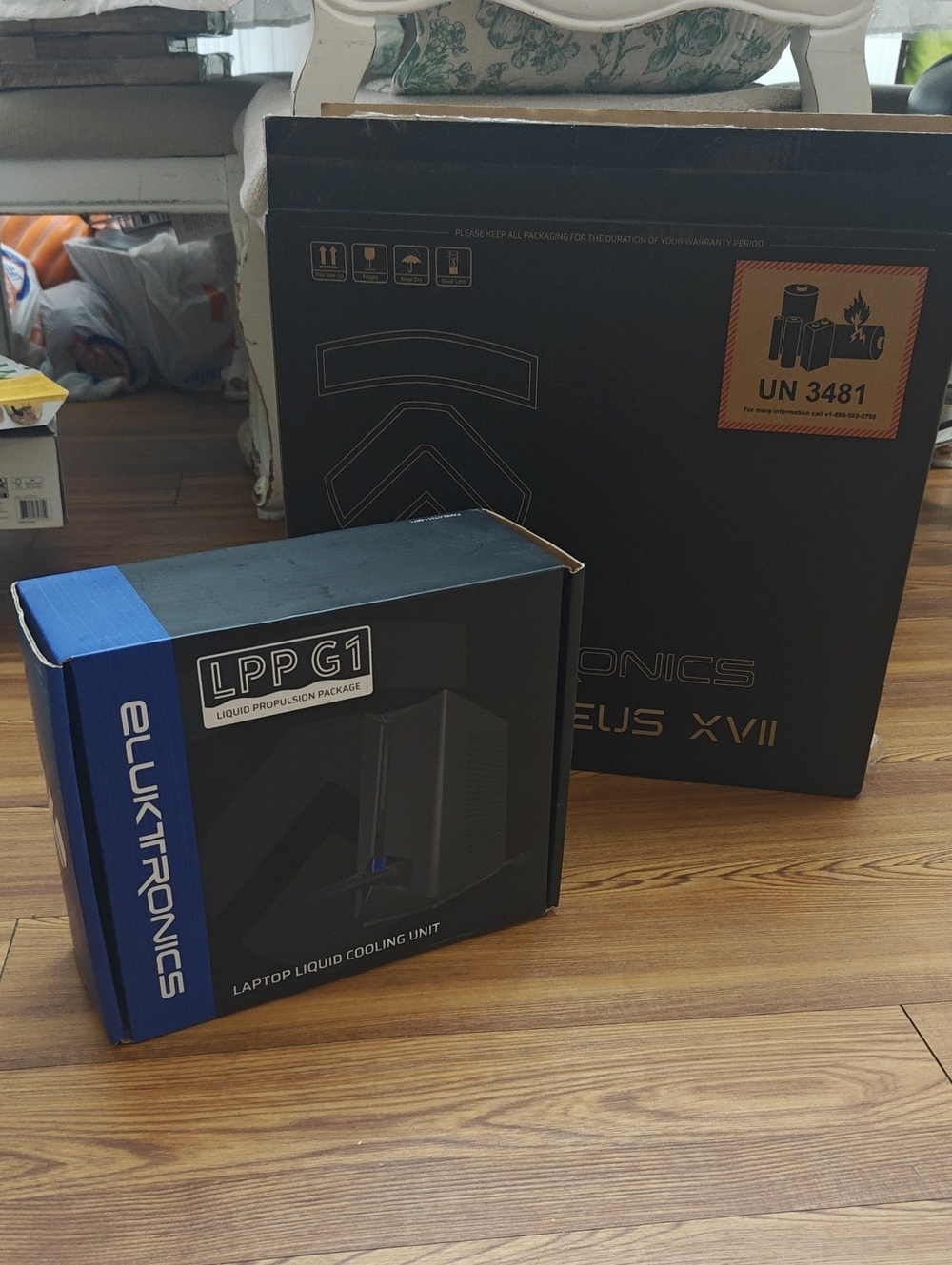 Eluktronics Prometheus Xv11 Computer And Eluktronics Laptop Liquid Cooling Unit